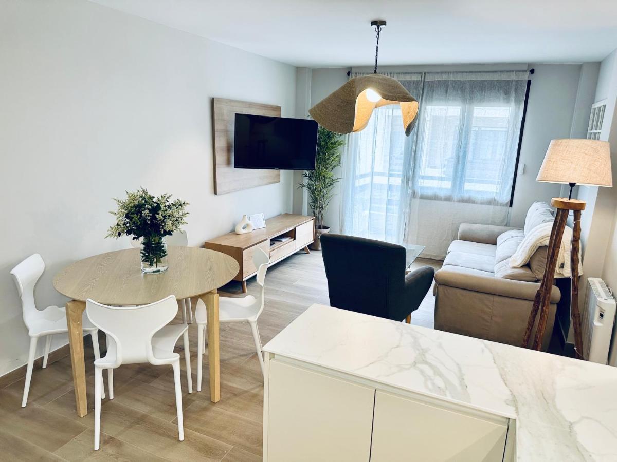 Apartamentos Noja Playa מראה חיצוני תמונה